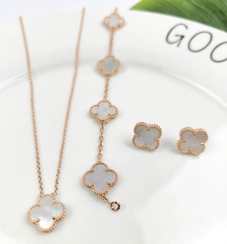 Four Leaf Clover Jewelry Set 18K Gold / Silver
