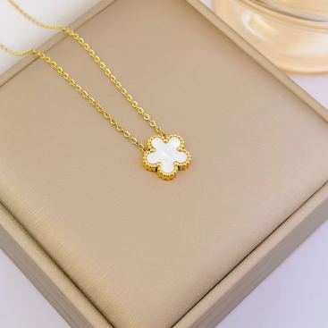 Gold Mother Of Pearl Five Leaf Clover Necklace