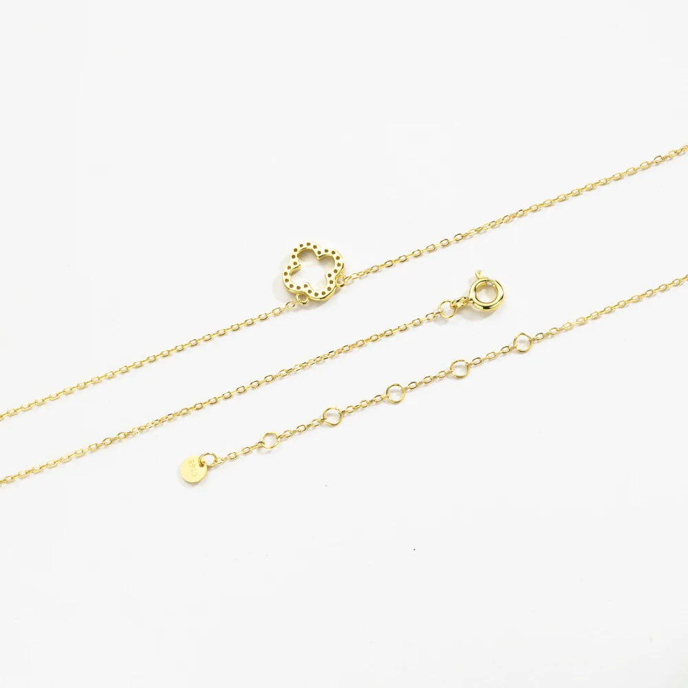 Open Leaf Sparkle Clover Necklace Silver