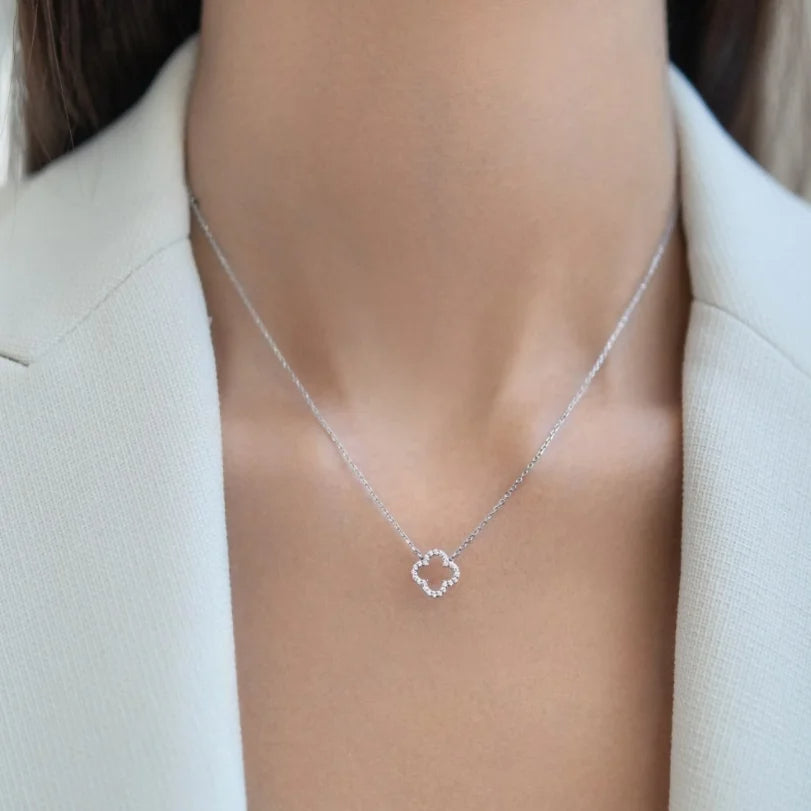 Open Leaf Sparkle Clover Necklace Silver