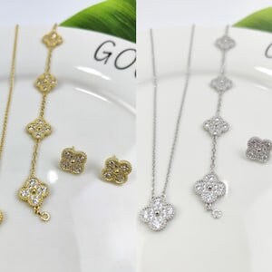 Four Leaf Clover Jewelry Set 18K Gold / Silver
