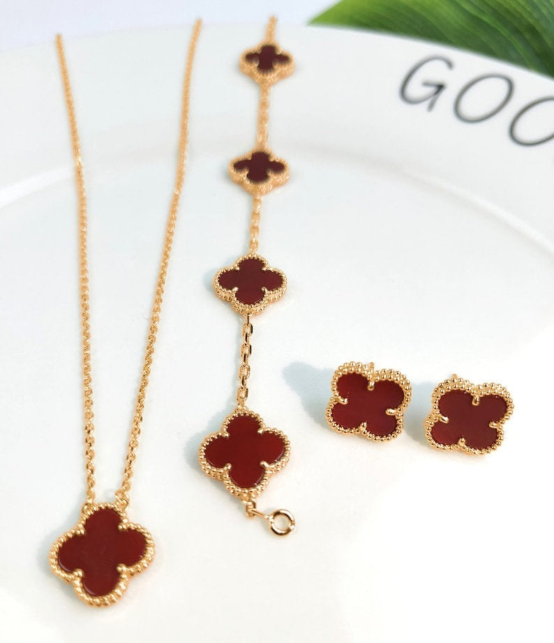 Four Leaf Clover Jewelry Set 18K Gold / Silver