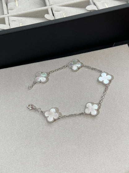 Clover Bracelet