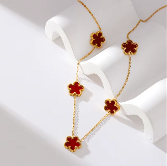 Gold Carnelian Five Leaf Clover Necklace